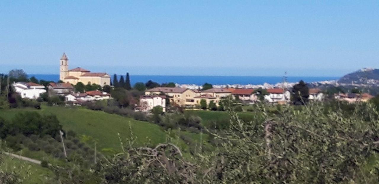 La Casa Nella Prateria Acomodação com café da manhã Misano Adriatico Exterior foto
